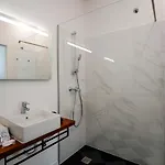 Alameda By Boutique Taipas Garagem Motos *