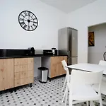 Pensión Alameda By Boutique Taipas Garagem Motos