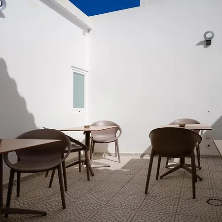 Alameda By Boutique Taipas Garagem Motos