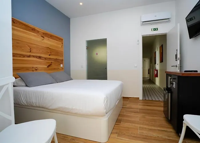 Alameda By Boutique Taipas Garagem Motos